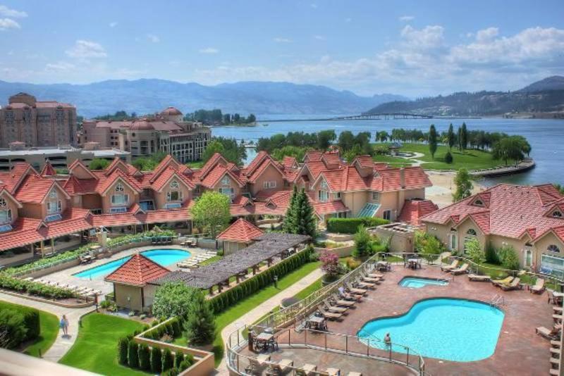 Sunset Waterfront Resort By Kelownacondorentals 外观 照片